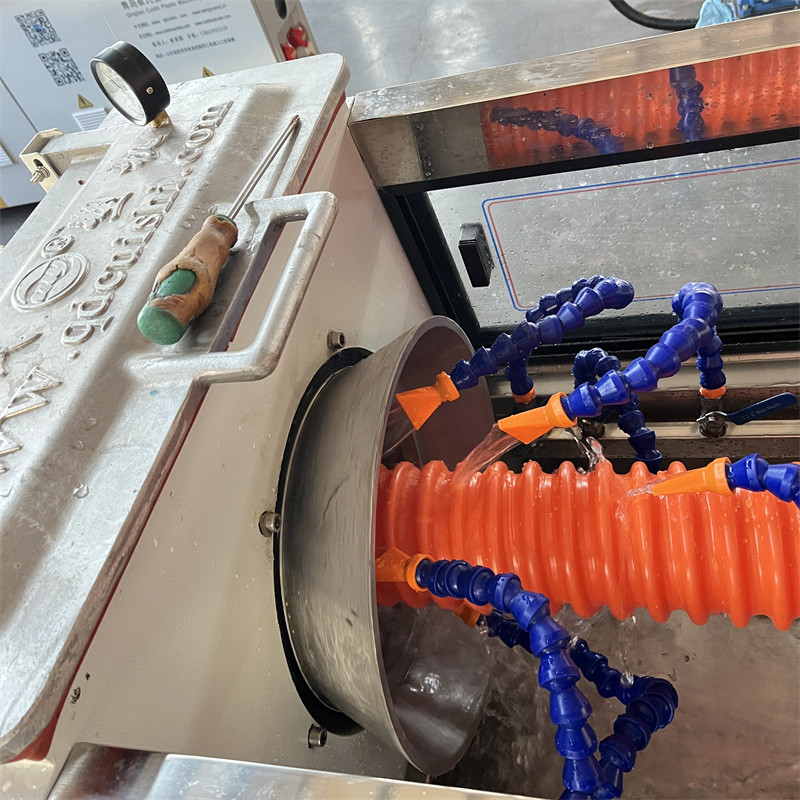 0.6-3m/Min Single Screw Extruder Corrugated Pipe Extrusion System