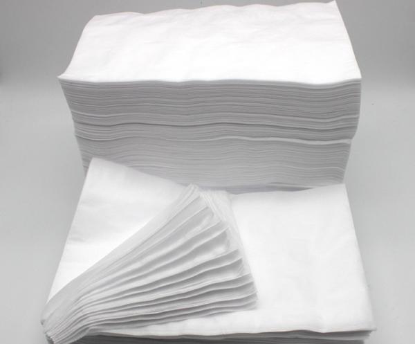 Buy cheap Adults 19.7''X 27.6'' 20gsm 25gsm OEM Disposable Bed Cover Roll from wholesalers