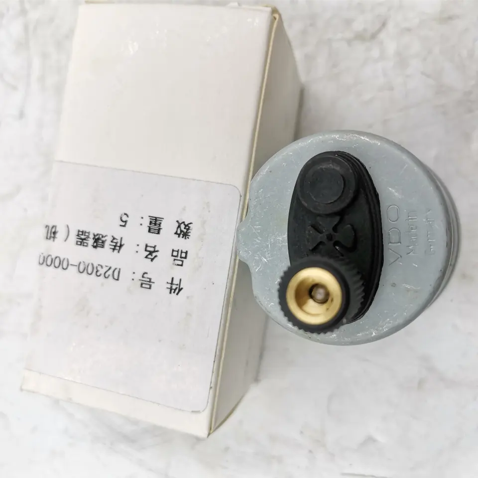 OIL PRESSURE SENSOR D2300-00000 for SHANTUI SD22 SD32 Bulldozer Engine Parts Fast and Secure Delivery via DHL TNT EMS UPS