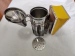 Honey Beekeeping Equipment American Style SUS201 Beekeeping Smoker for Bees
