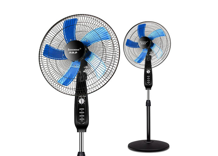 Electric vertical fan stand home industrial shaking head big fans for office restaurant use