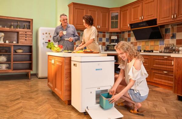Buy cheap 500W Kitchen Food Cycler Composter Automatic With Auto Reverse Grind System from wholesalers