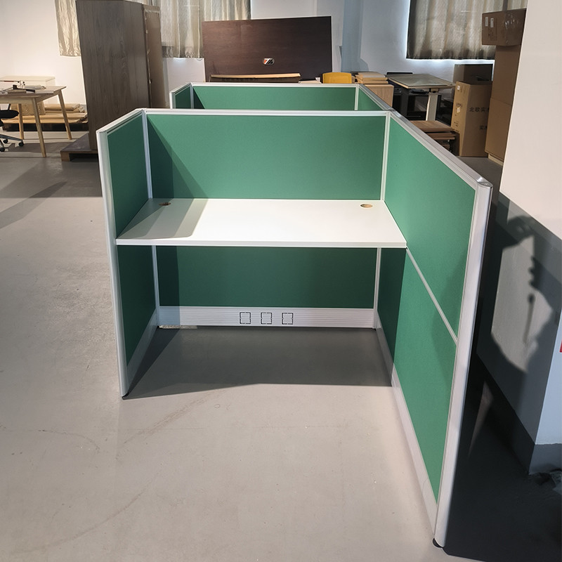 Customized Size Aluminum Mdf Office Workstation Furniture For 4 Person