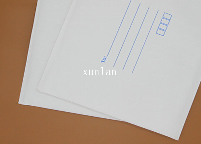 White Recyclable Shipping Bubble Mailers Padded Protective Packaging