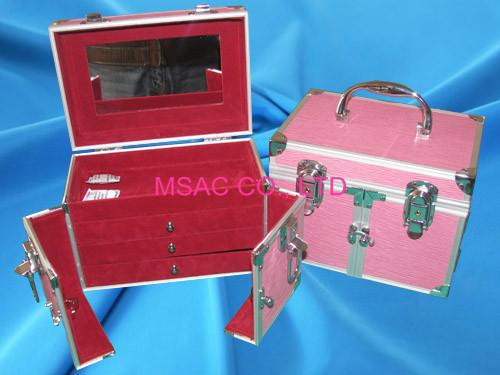 Buy cheap ABS Lockable Makeup Case , Aluminum Cosmetic Train Case Wear Resistant from wholesalers