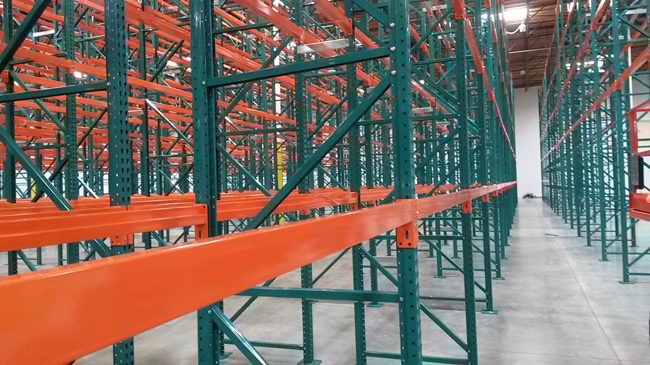 Warehouse Storage rack with 100% Compatibility with US Teardrop rack