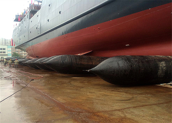 BV Certificate 2x11M Inflatable Marine Airbags For Ship Launching And Salvage 2