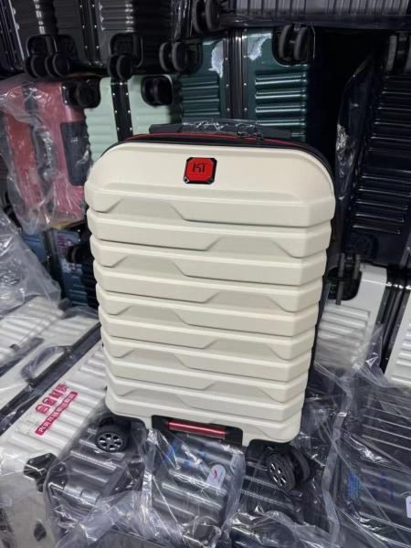 Buy cheap Luggage Suitcase Factory Wholesale PP Unisex Style Spinner Lock Colorful Material Gender from wholesalers