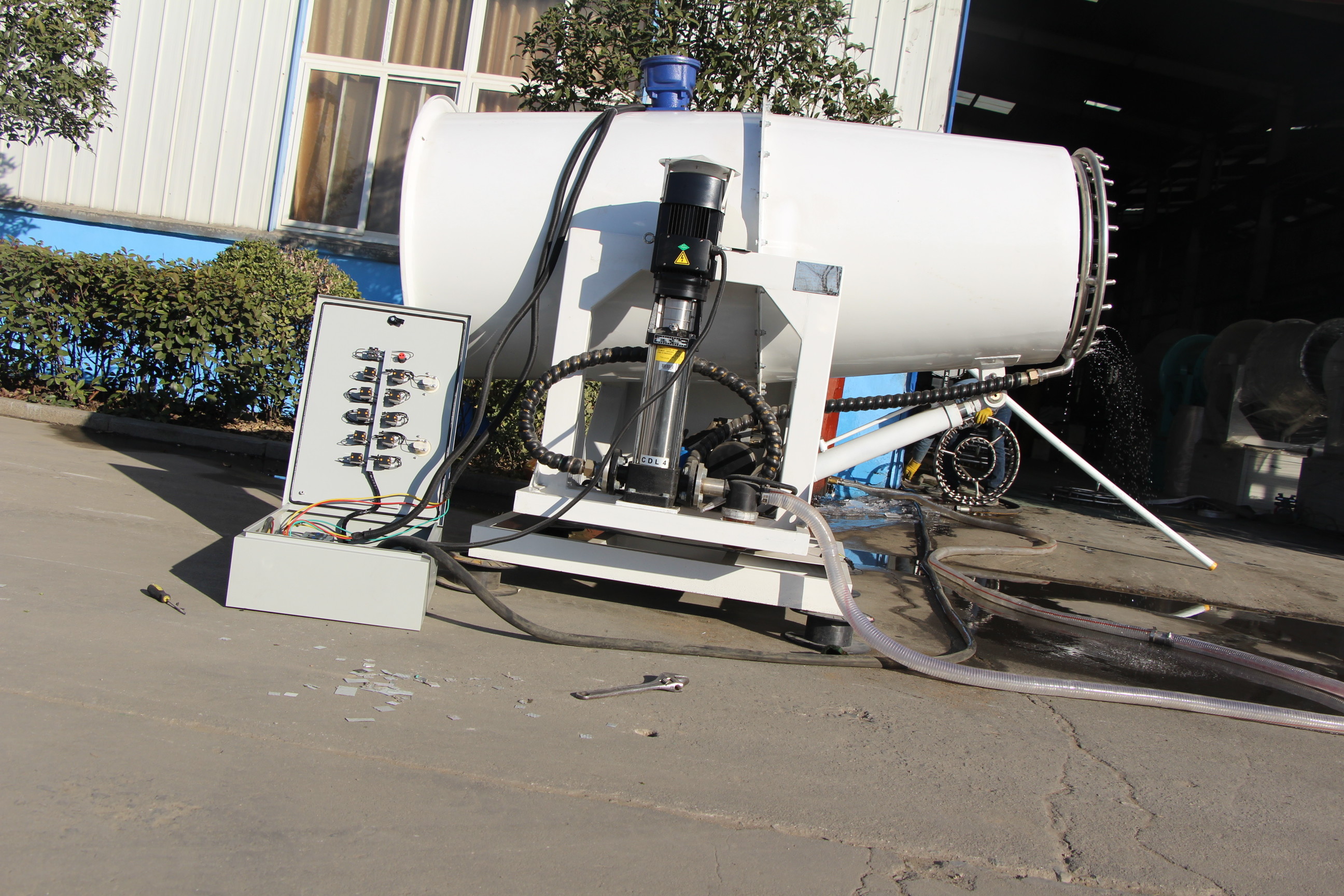 1200*1200mm Dust Suppression Water Cannons 7.5KW Fan Dust Control Sprayer