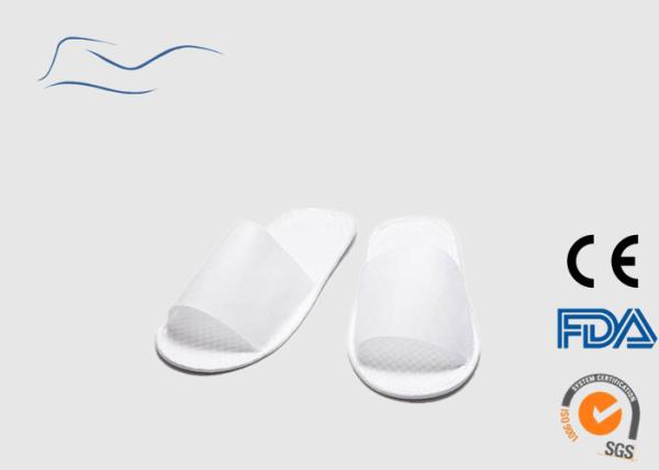 Buy cheap PP Disposable Non Woven Slippers White Color Dust Proof With EVA Sole from wholesalers