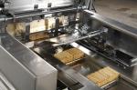 220V 50Hz Automatic Biscuit Packing Machine Over Wrapping Sealing Packing