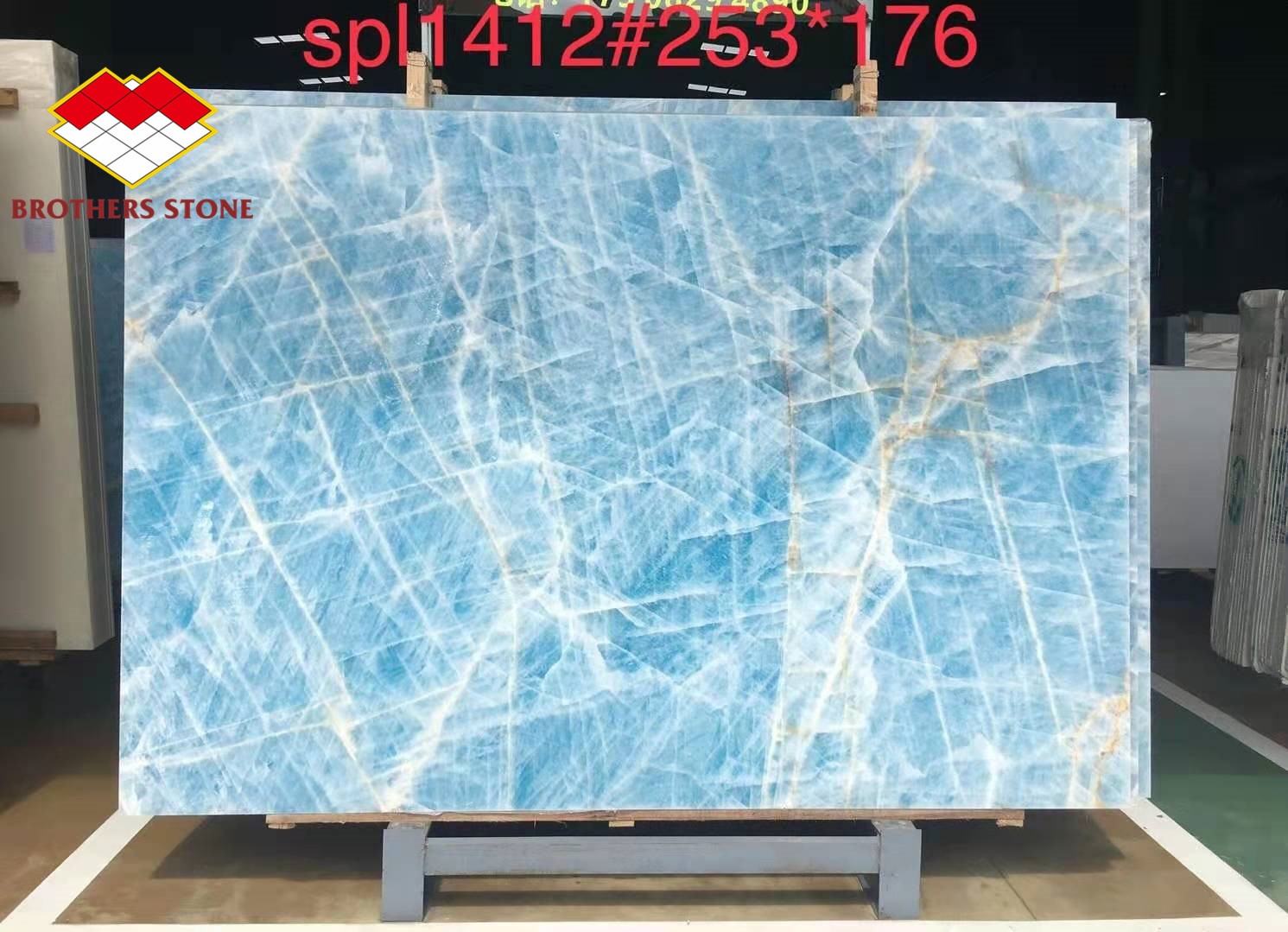 Beautiful Backlit Blue Crystal Onyx Slab Perfect for Modern Home and Hotel Decoration