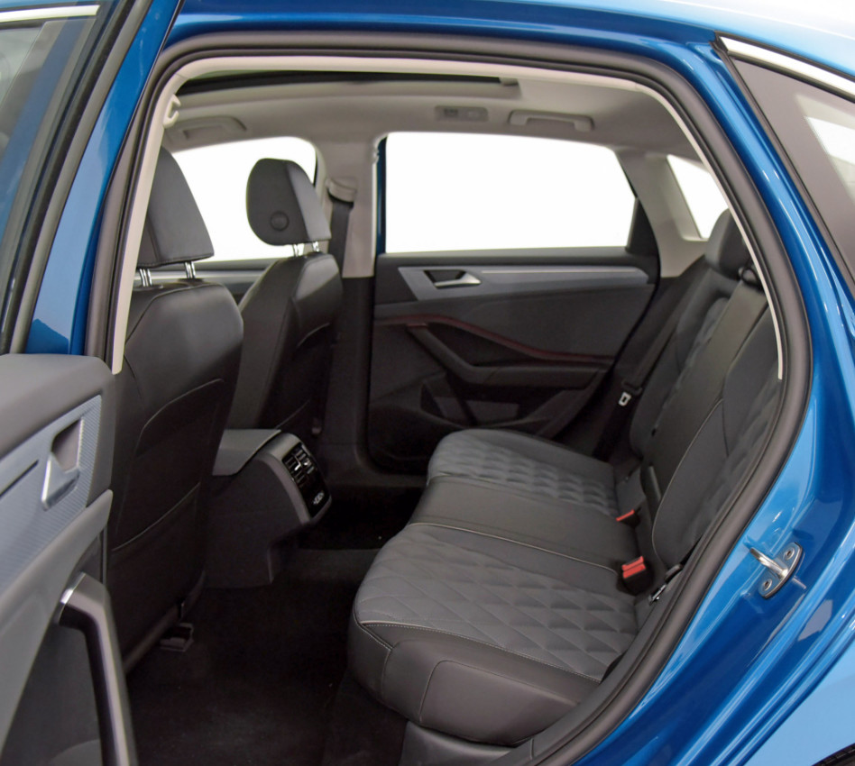 Volkswagen Sagitar 2023 280TSI 4 Door 5 Seat Sedan Compact