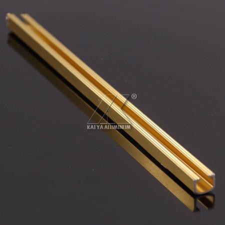 Buy cheap Light Weight Decorative Aluminum Trim Good Water Tightness High Hardness from wholesalers