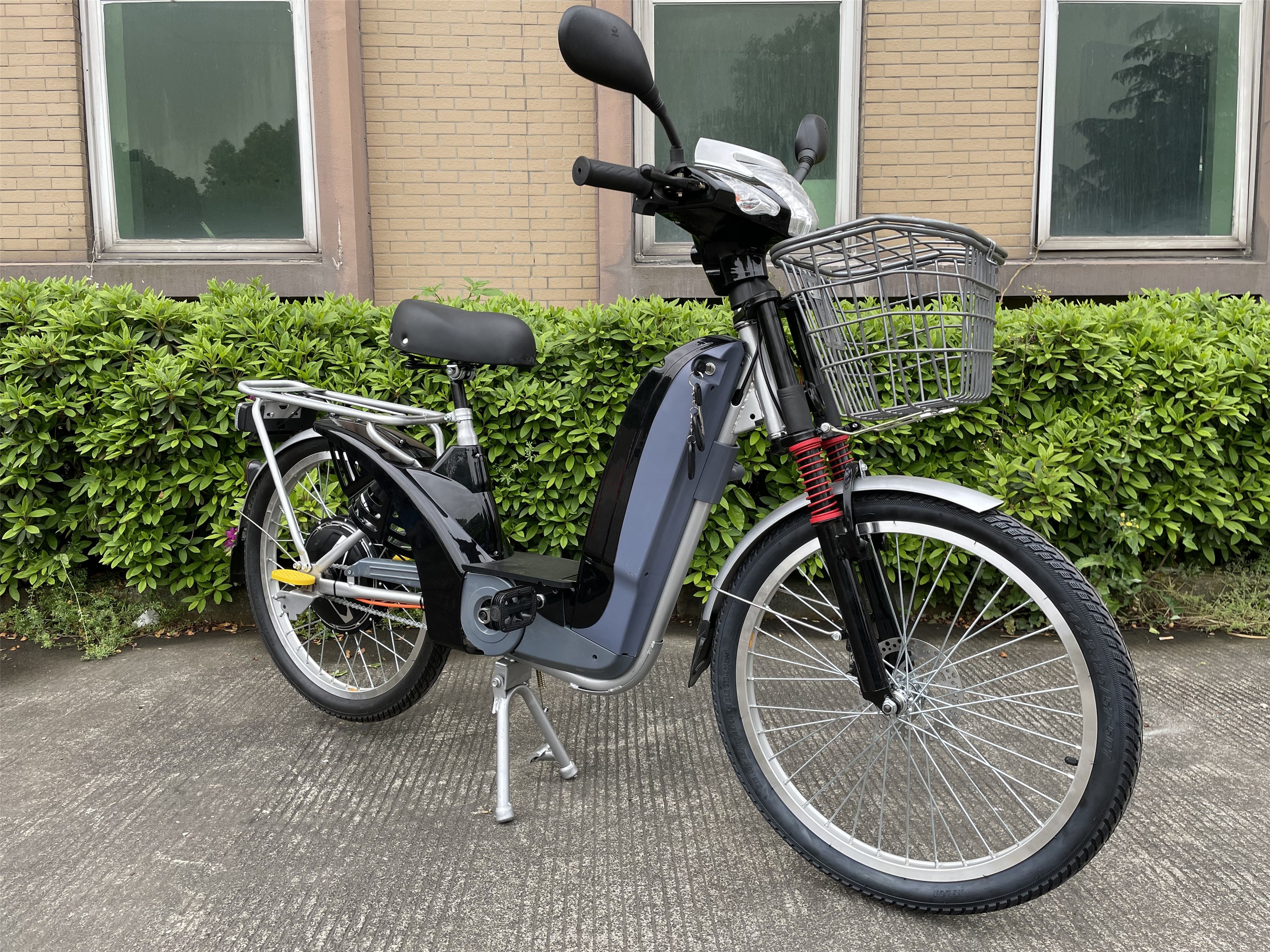 Max Speed 30 - 50Km/H Electric Bicycle 24 Inch 48V 350W City E Bikes
