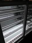 Auto Defrost Refrigerated Cake Display Cabinets 560L Capacity For Cafes,900mm