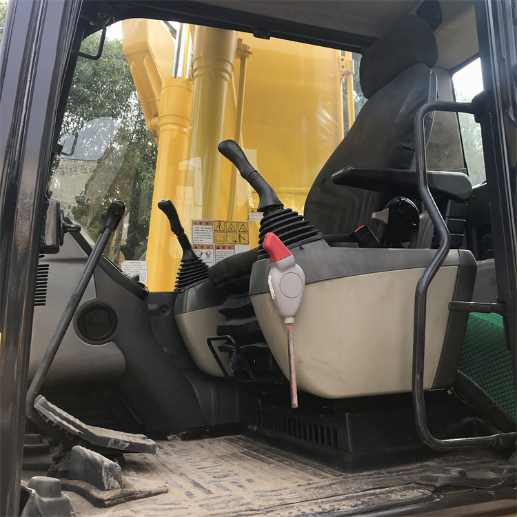 Original Komatsu PC200-8 Used Excavator with 0.8m3 Bucket Capacity in Japan Country