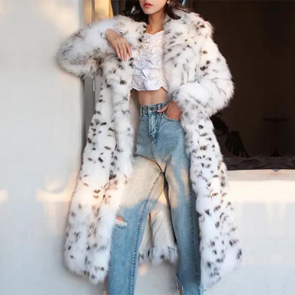 Buy cheap Windproof Puffer Down Coat Latest Design Outdoor Woman Fur Jacket from wholesalers