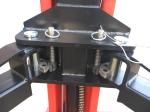 4000kg Car Vehicle Lift 3310mm Overall Width Automatic Stop Bar 24V Control Box