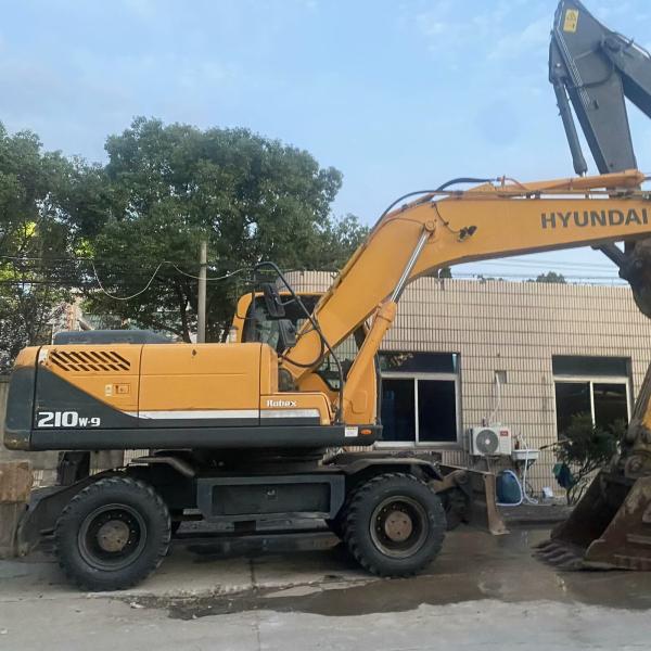 Buy cheap Used Yellow 2020 Original Hyundai 210W-9 Wheel Excavator Digger from wholesalers