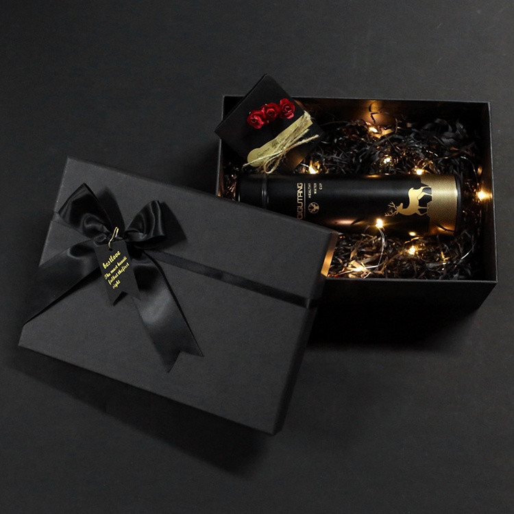 Custom Logo Luxury Purse C2S Black Gift Box With Magnetic Closure