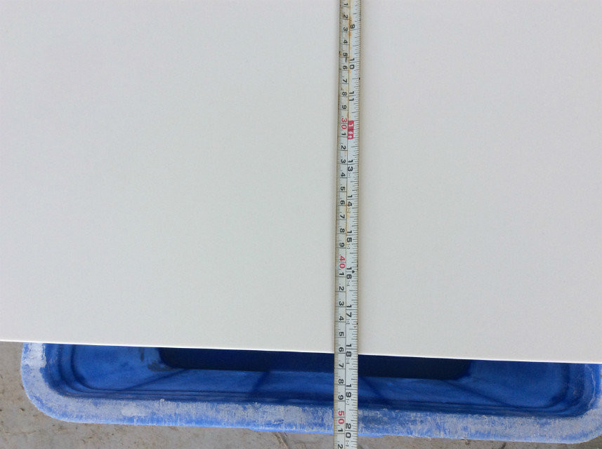 White Quartz Bathroom Countertops Engineered Granite Countertops 20mm Thickness