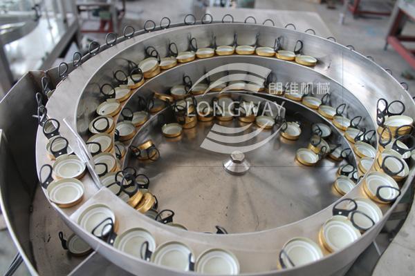 Buy cheap 100% Factory for sale Pull Ring Cap Carbonated water Filling Machine Glass bottle Pull Ring Cap from wholesalers