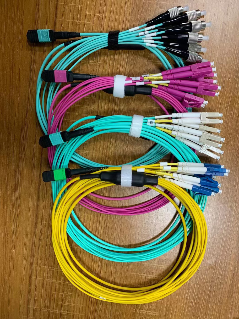 100G OM3 MPO to 8 12 24 Core LC Duplex Multimode Fiber Breakout Cable MTP Fiber Jumper