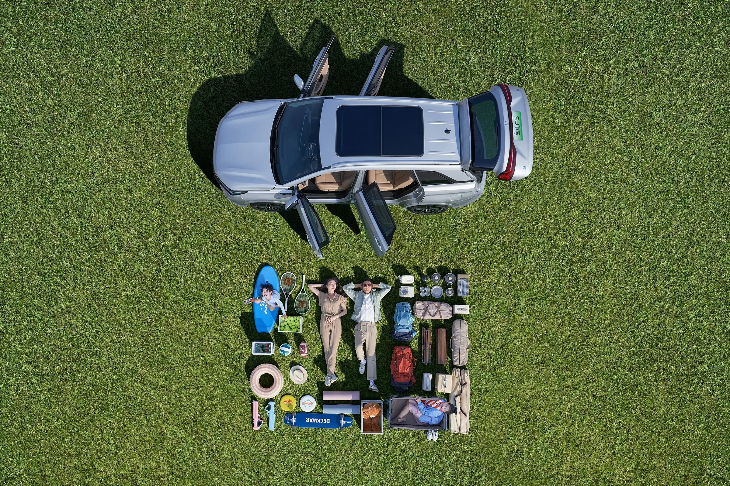 Blue Electric E5 Seres Electric Car For Affordable And Emission Free Driving