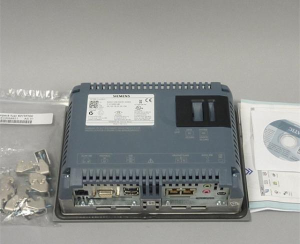 SIEMENS 6AV2124-0QC02-0AX0 24 MB configuration memory touch operation 15"