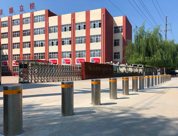 Anti Crashed Customizable Automatic Bollards For Driveways Removable Steel Bollards