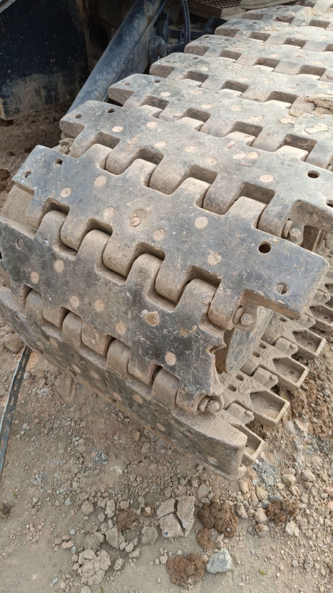 20 Years Xc Mg 100 Tons Crawler Crane 100 Tons, If Necessary, Please Send an Inquiry