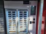 Custom Cooling Locker 24H Outdoor Bread Vending Machine For Cakes Pies Desserts