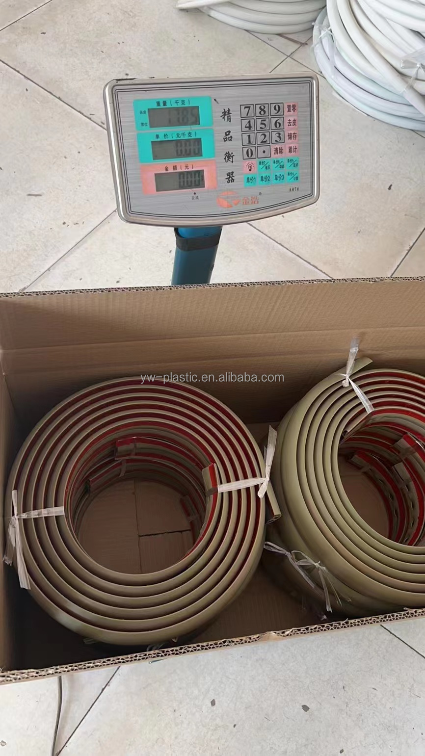 Customers' Designs Cable Management Floor Cord Cover Protector 3-Channels Cord Hide Floor