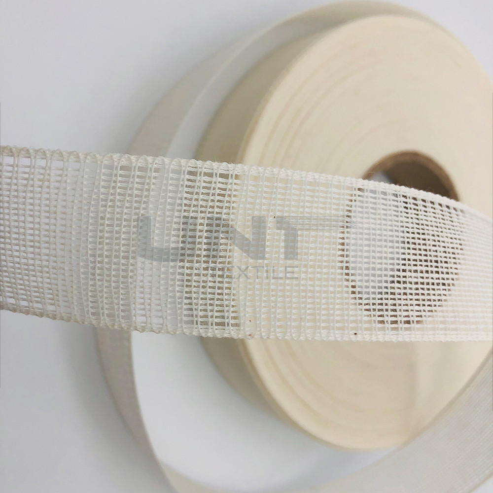 35mm T / C Garments Accessories Hard Hand Feeling Resin Interlining For Suits