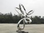 Metal Decoration Modern Abstract Sculpture Large Steel 3m Height Corrosion