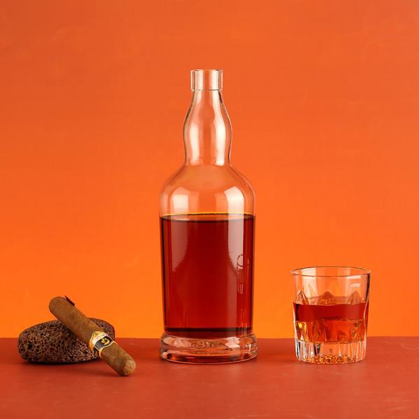 Buy cheap Hot Stamping 700ml 750ml 1000ml Whiskey Gin Whisky Liquor Glass Vodka Spirit Bottle from wholesalers