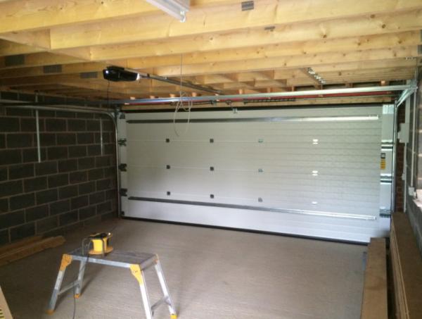 50mm-80mm Insulated Sectional Garage Door Weather Resistance For Commercial