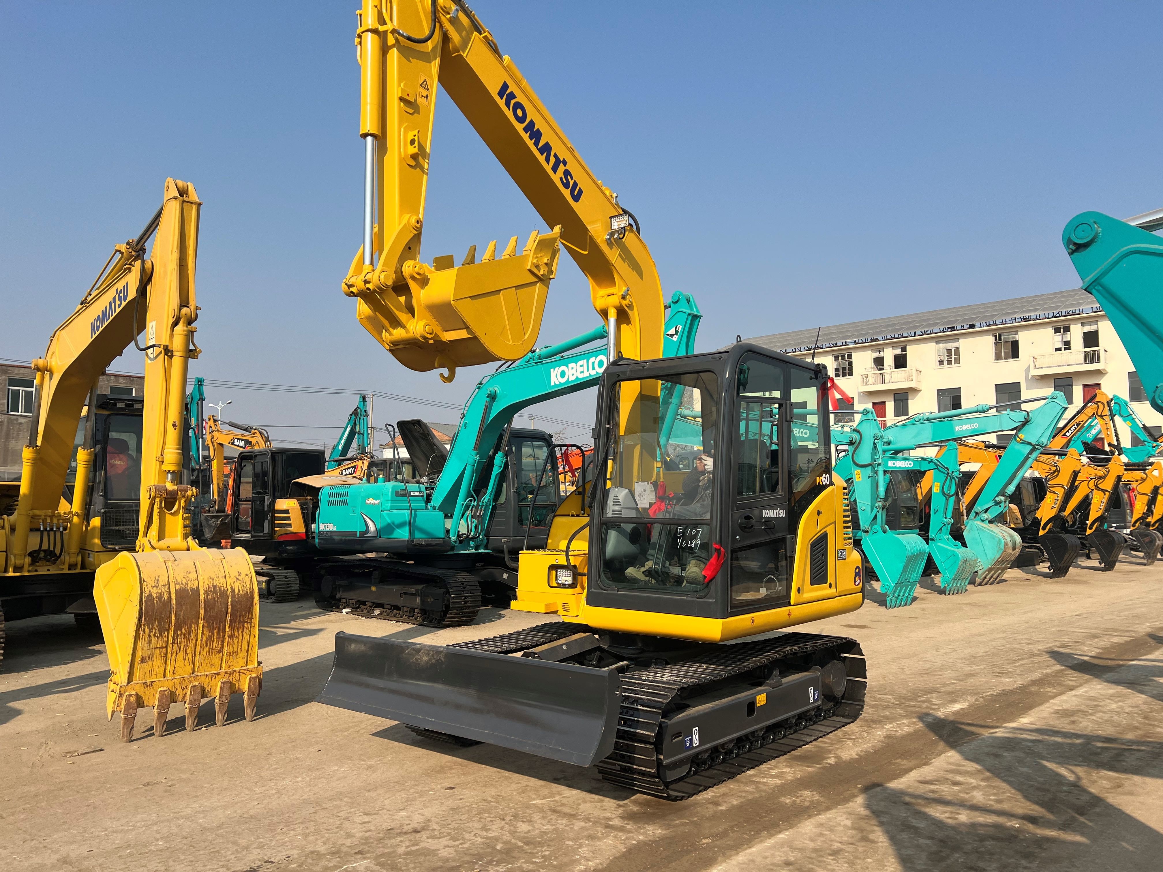 Used Secondhand KOMATSU PC60-8 60-8 6ton Small Mini Japan Original Digger Excavator Komatsu pc60