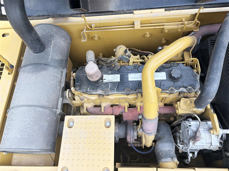 Cat 325D Excavator Made in Japan Good Condition with 2707 Working Hours in Shanghai
