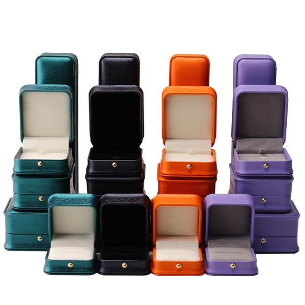 Buy cheap Customized Hanhong 2023 Luxury Gift Ring Jewelry Box Packaging Hot Stamping Logo Box from wholesalers