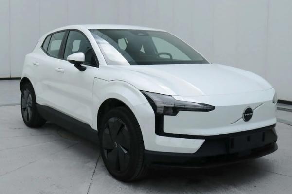 Buy cheap Small Volvo Electric SUV Upmarket And Long-Range EV At Volvo EX30 Running from wholesalers