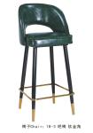 Ergonomic 82cm 45cm Wrought Iron Leather Bar Stools