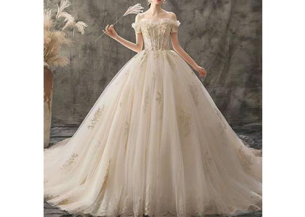 Buy cheap Bridal Vintage Princess Ball Gowns Lace , Tulle , Inside Lining Fabric from wholesalers