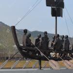 Customized Large Casted Bronze Boat Statue For Outdoor Decoration