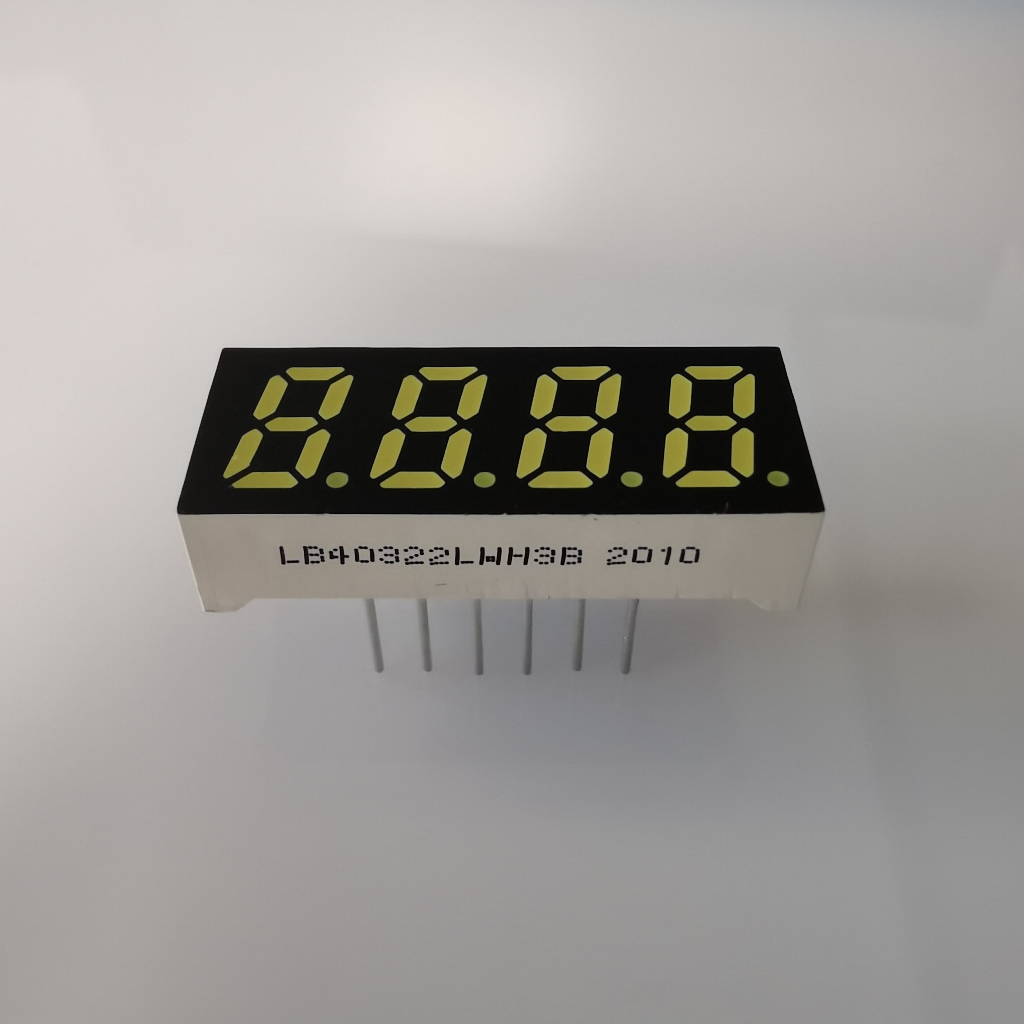100000hrs 635nm 4 Digit 8mm 0.32" Seven Segment LED Display