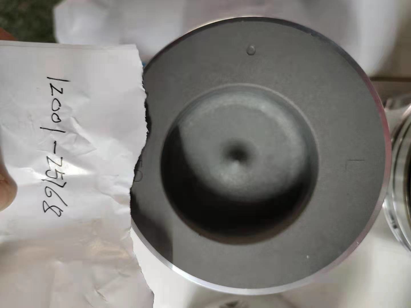 Fe6t Piston Nissan Genuine Spare Parts 12013-Z5968 12013-Z5605 12013-Z5572
