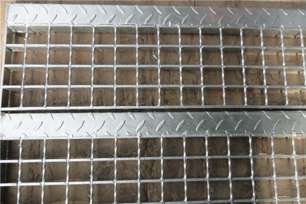 Buy cheap Checkered Galvanized Steel Bar Grating 80mm 100mm Heavy Duty Metal Grating from wholesalers