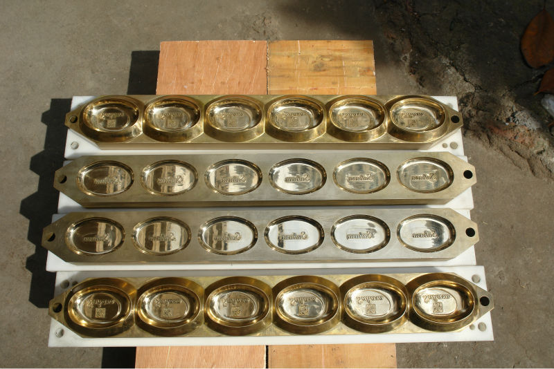 Household Product 1-8 Cavities Copper Soap Mould With Long-Lasting Performance