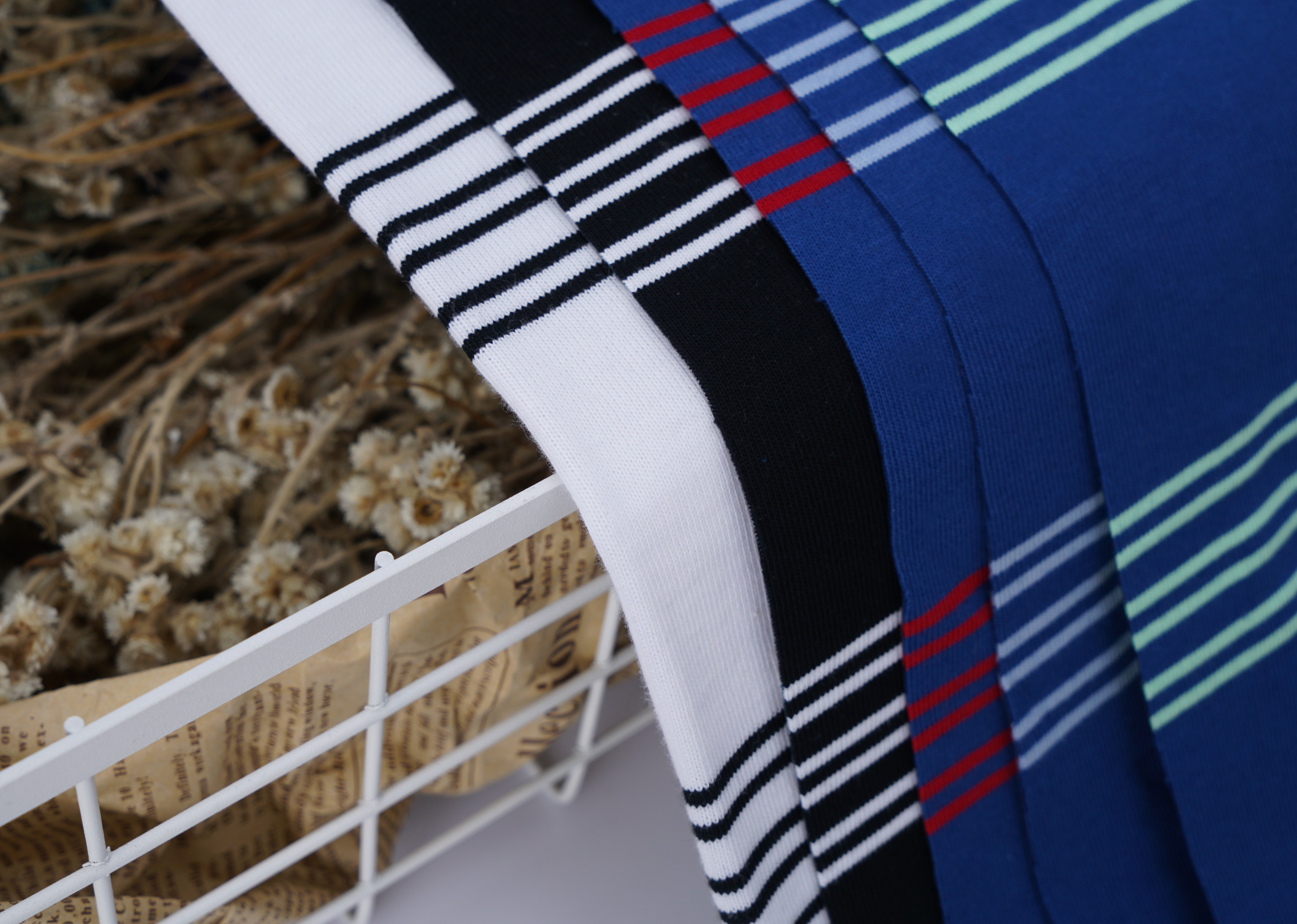 Multicolor Skin-Friendly Anti-Wrinkle Crisp Striped Knit Fabric For T-Shirt